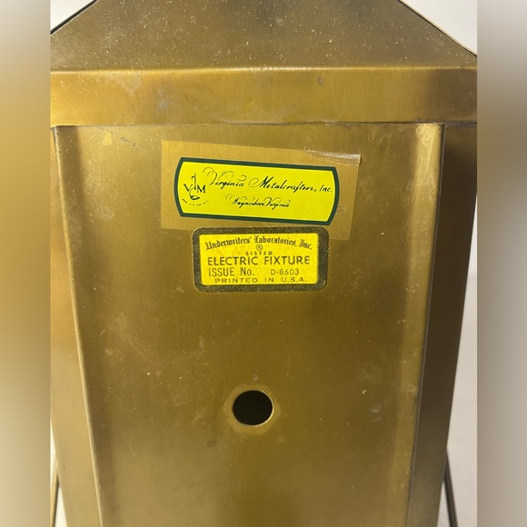 Vintage underwriters laboratories Inc. electric fixture  Underwriters Laboratories VMC Electric Lantern